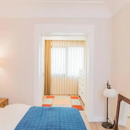 Wonder Homes - Ultra-modern Flat, 3 Bedroom & 1 Min To Taksim Square