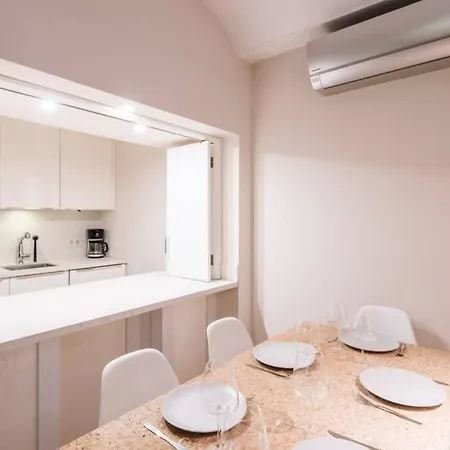 Wonder Homes - Ultra-modern Flat, 3 Bedroom & 1 Min To Taksim Square