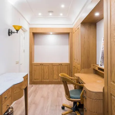 Wonder Homes - Ultra-modern Flat, 3 Bedroom & 1 Min To Taksim Square * Istambul