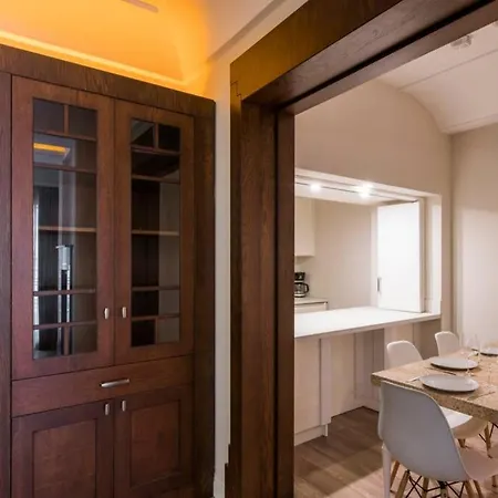 Wonder Homes - Ultra-modern Flat, 3 Bedroom & 1 Min To Taksim Square Istambul